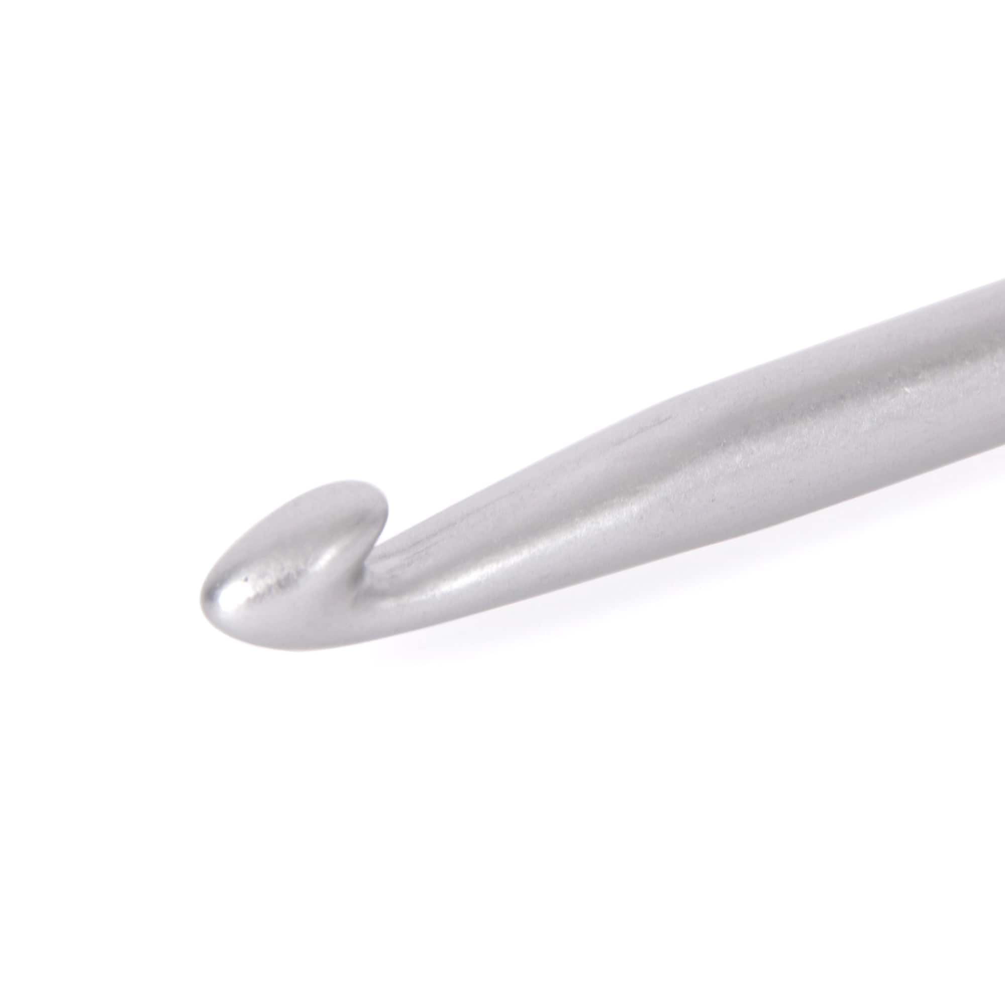 Clover Amour 6 mm Crochet Hook - Your Ideal Crochet Companion