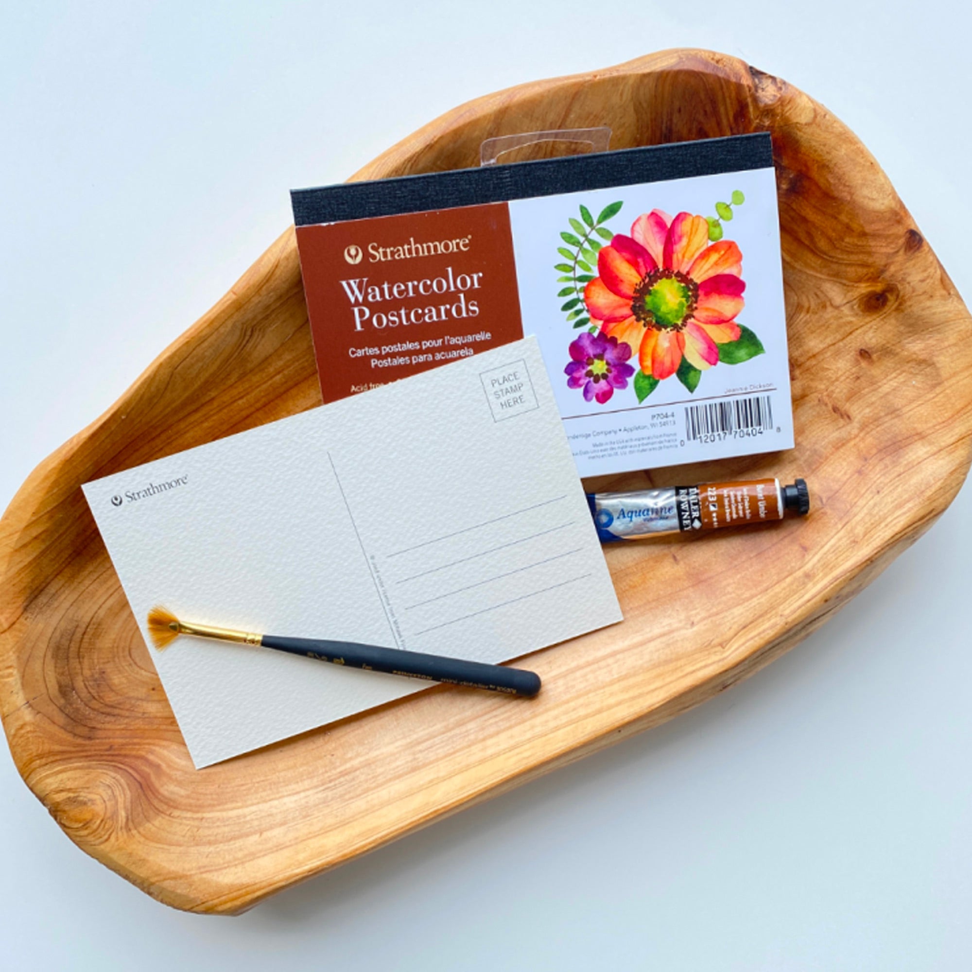 Stunning 15-Pack Watercolour Post Cards - Share Your Art!