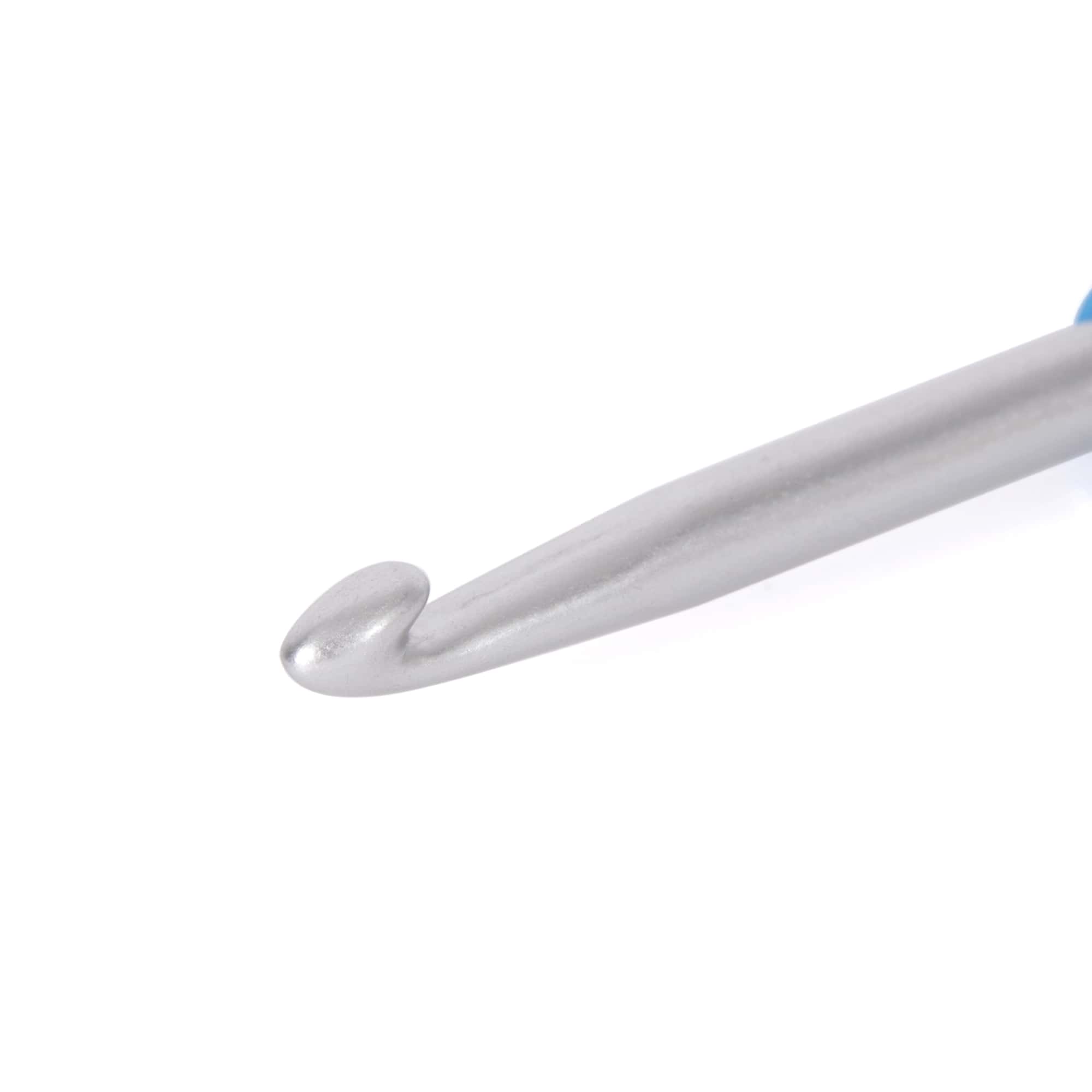 Clover Amour 5 mm Crochet Hook - Your Dream Crochet Companion