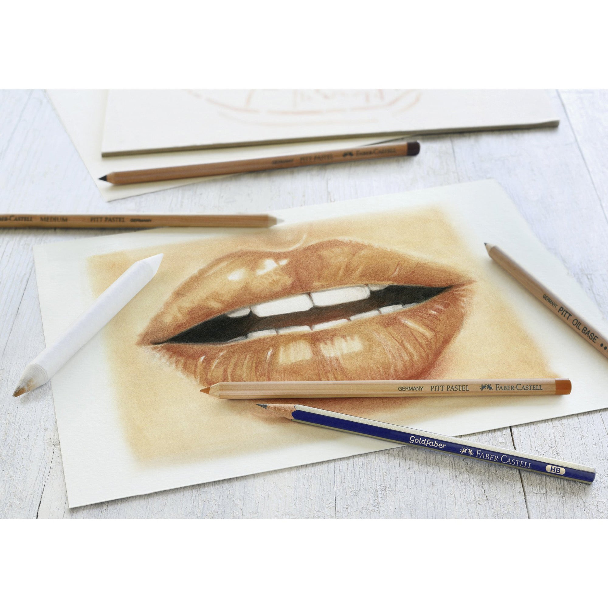 Fabulous 6-Piece Classic Sketch Set for Art Enthusiasts