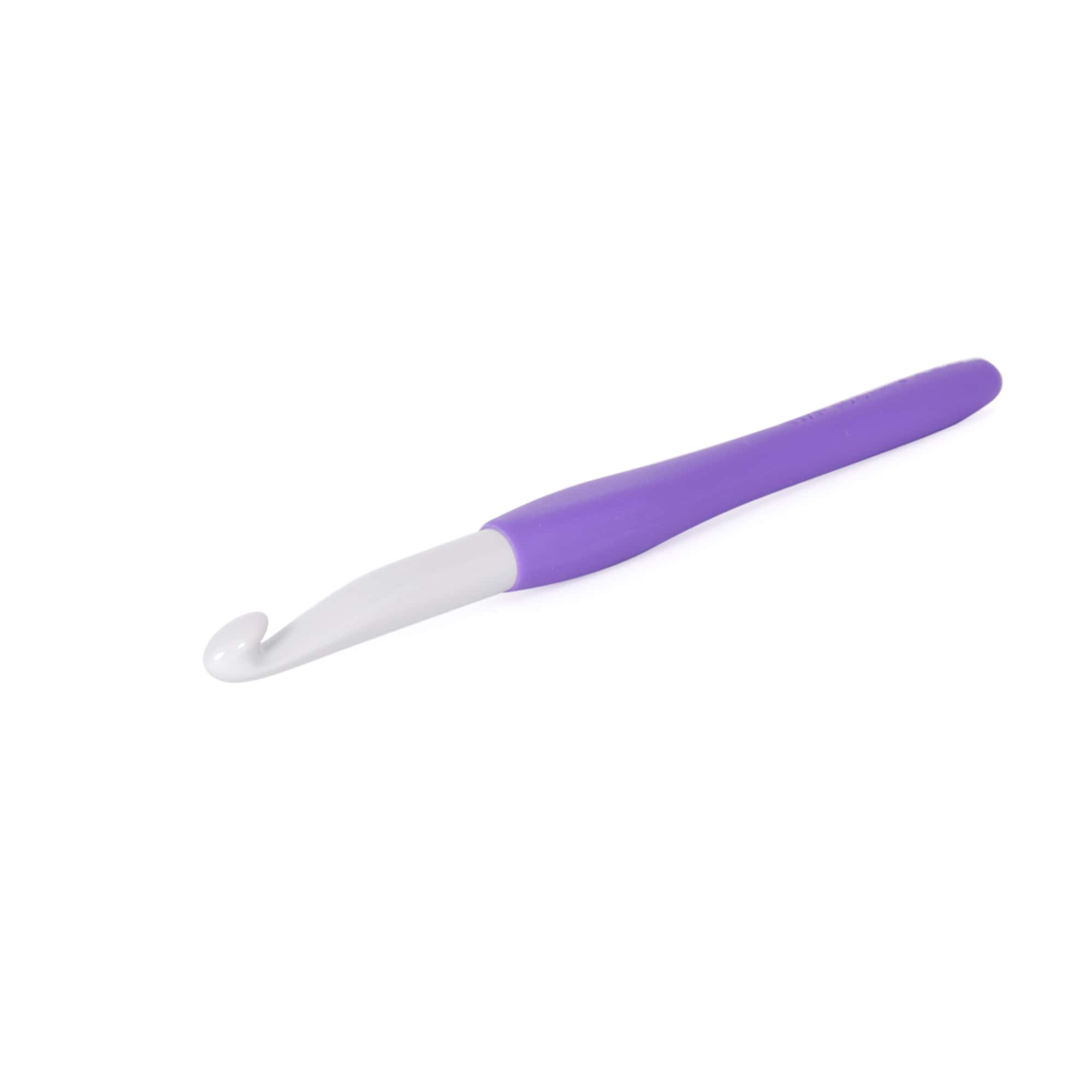 Gorgeous Amour 10 mm Crochet Hook