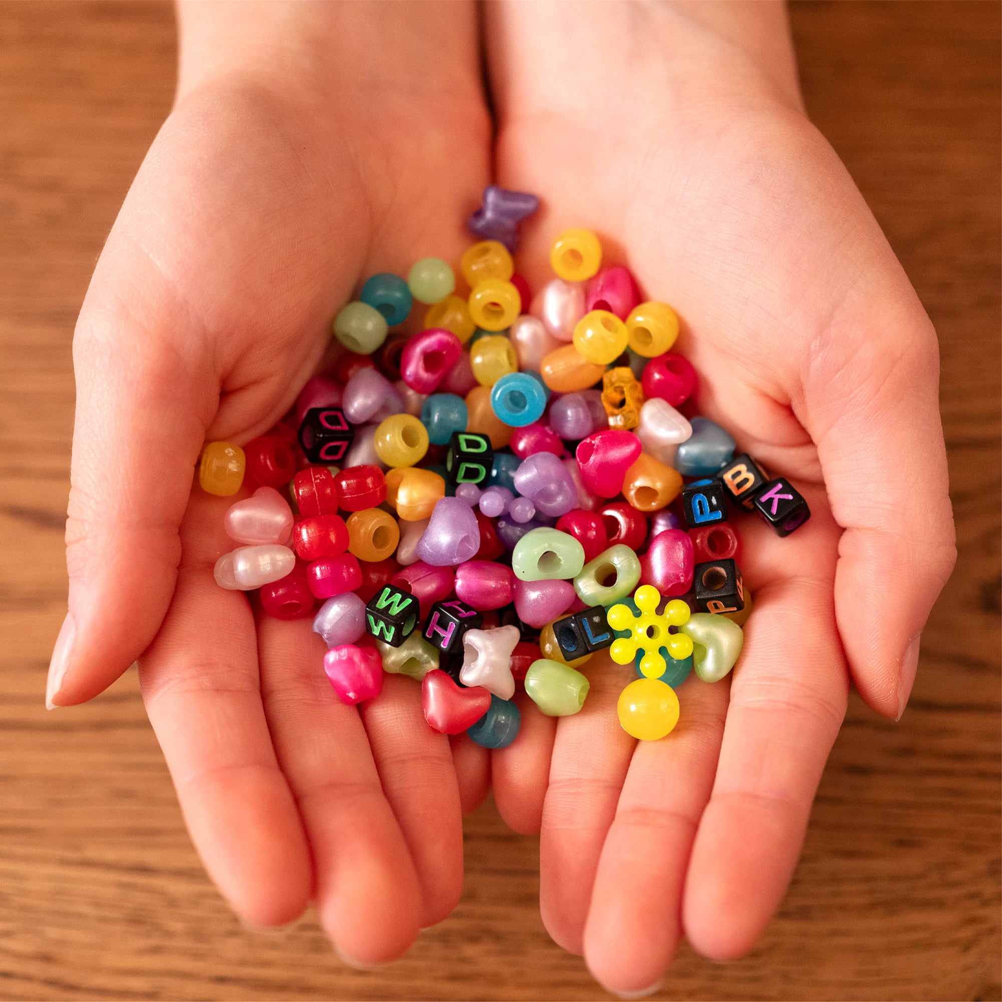 400-Piece Neon Glow-in-the-Dark Bead Set - Unleash Creativity!