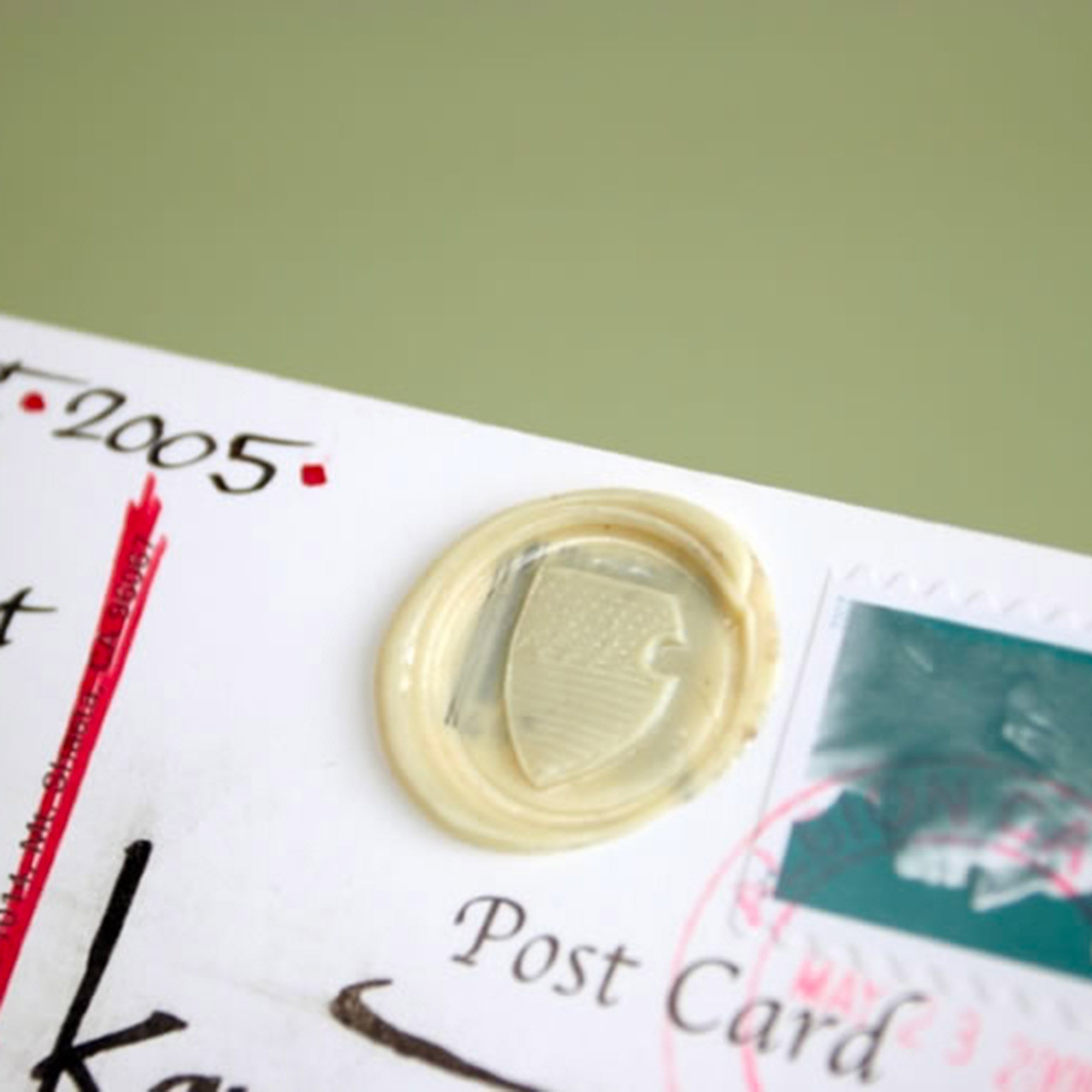 Get Your 4-Pack of Gorgeous Dark Green Supple Sealing Wax Sticks Now!