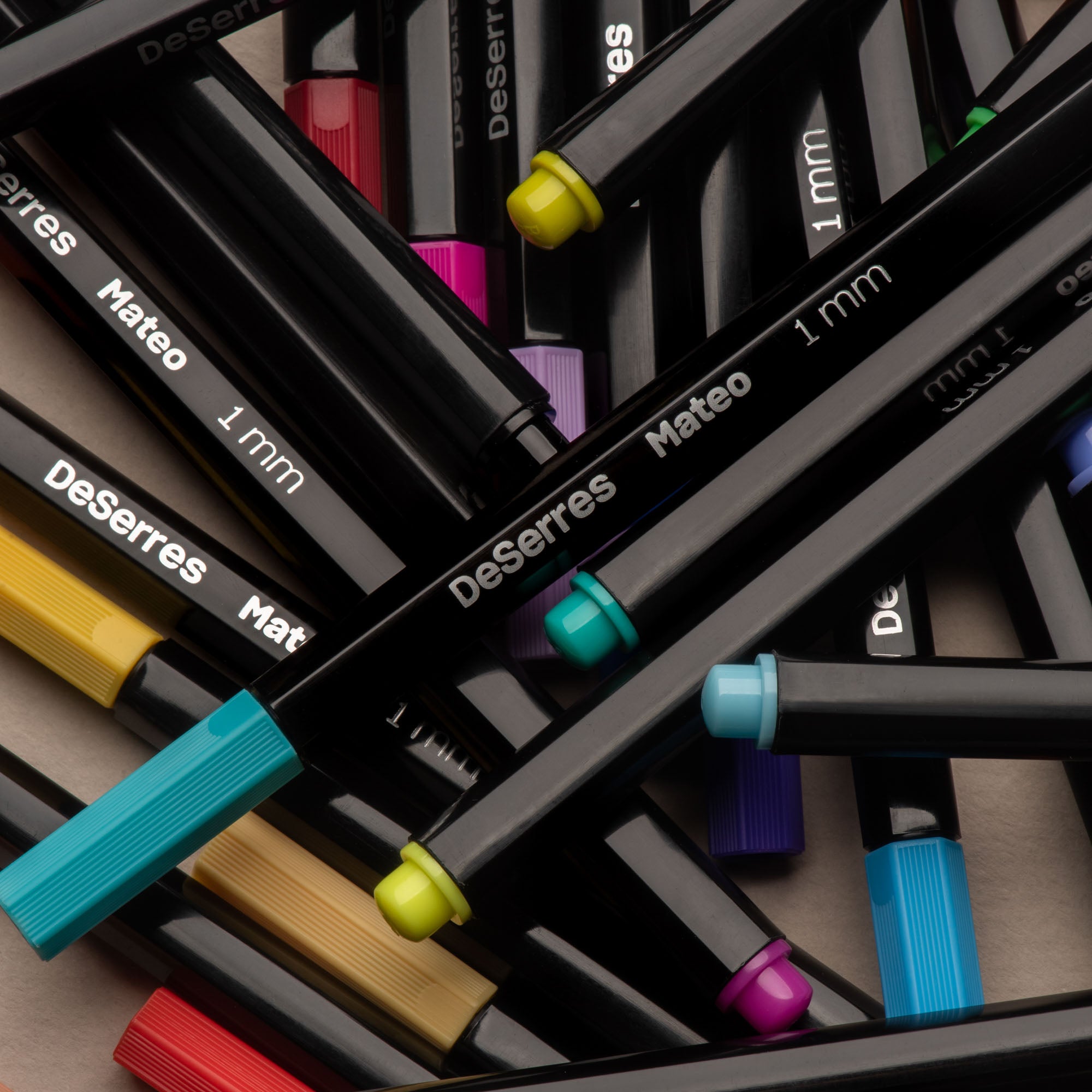 Mateo Medium-Tip Markers Set - 48 Assorted Colors